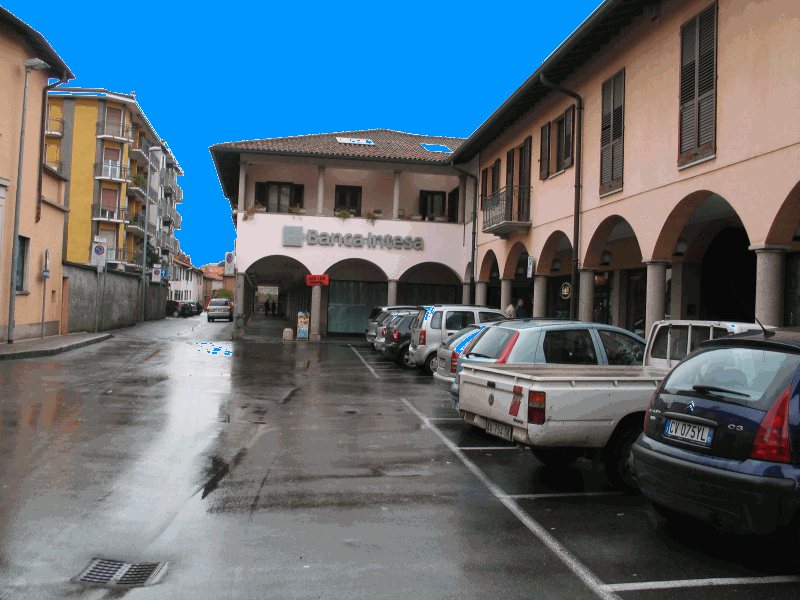 Kirchplatzbearbeitet